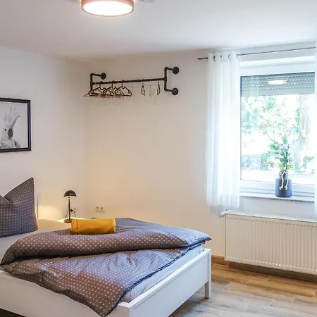 Gorgeous In With Kitchen Apartment *